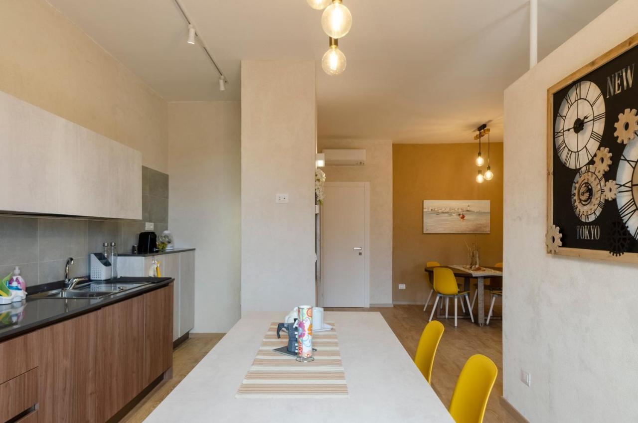 Апартаменты Joivy Chic Chiavari Apt With 2 Spacious Terraces Экстерьер фото