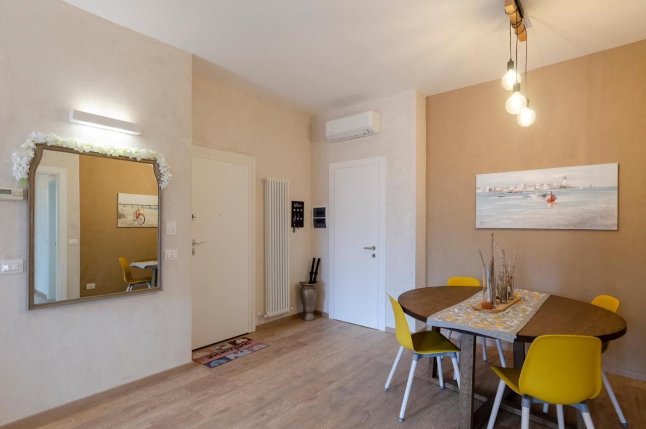 Апартаменты Joivy Chic Chiavari Apt With 2 Spacious Terraces Экстерьер фото